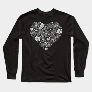 St. Patrick's Day Irish Shamrock Clover Heart Graphic Tees Long Sleeve T-Shirt